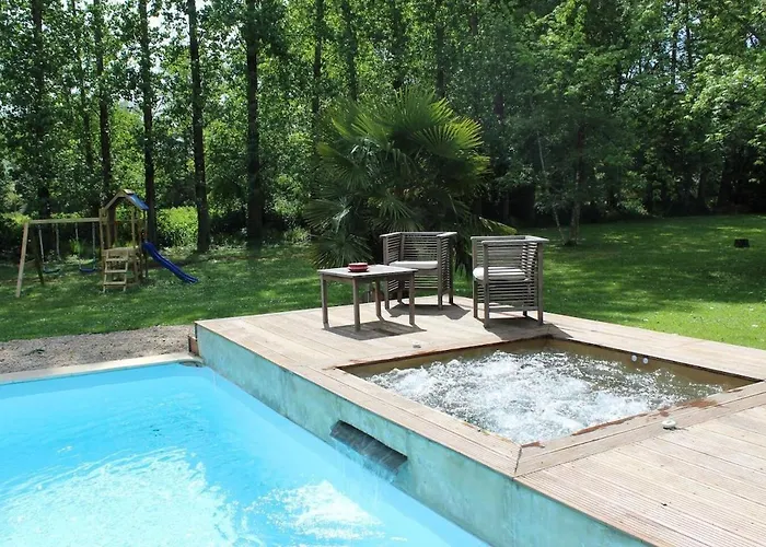 10 Pers - Piscine - * Daglan