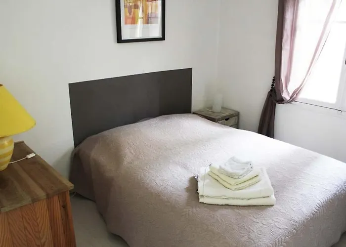 10 Pers - Piscine - *